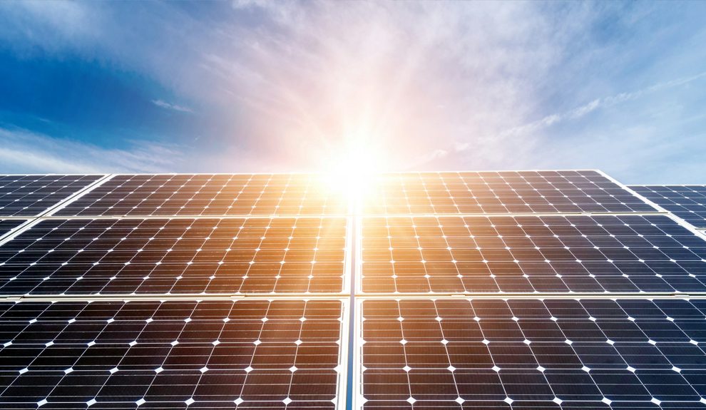 Φωτοβολταϊκά πάνελ και χρήση ηλιακής ενέργειας